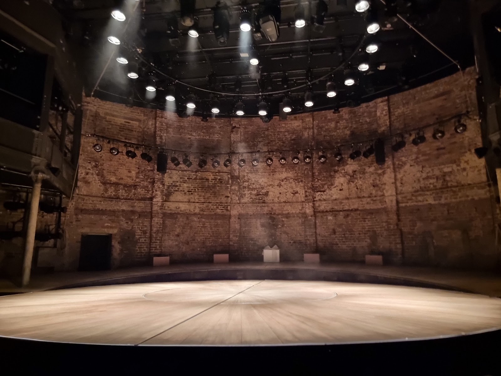 Almeida Theatre — photo 4