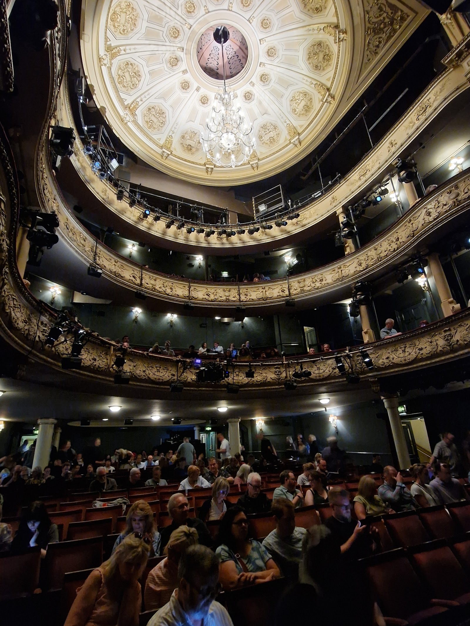 Ambassadors Theatre London — photo 1