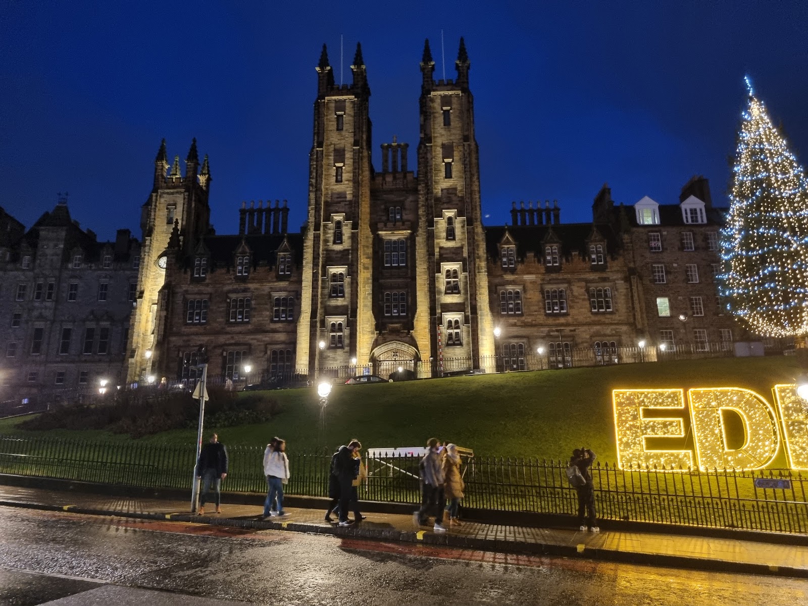 Assembly Hall, Edinburgh Fringe — photo 4