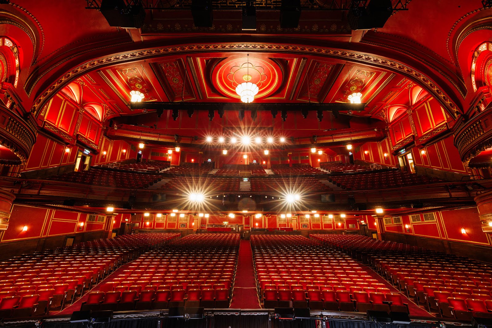 Dominion Theatre London — photo 3