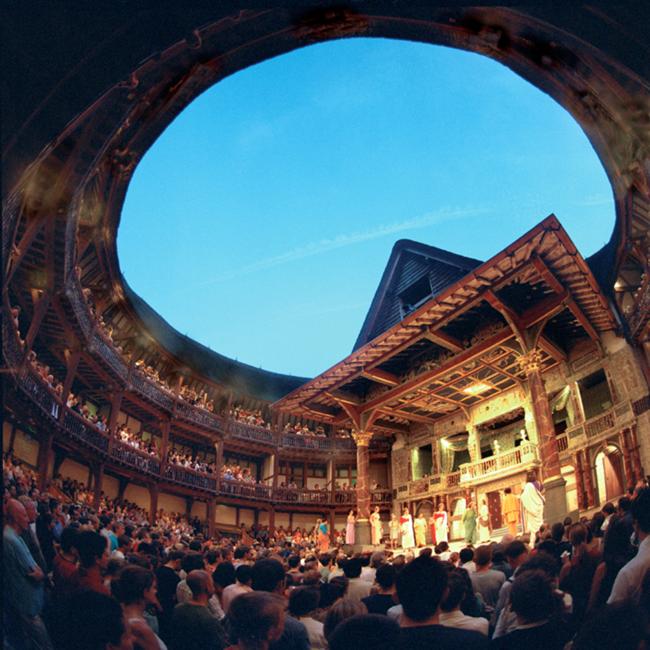 Globe Theatre — photo 3
