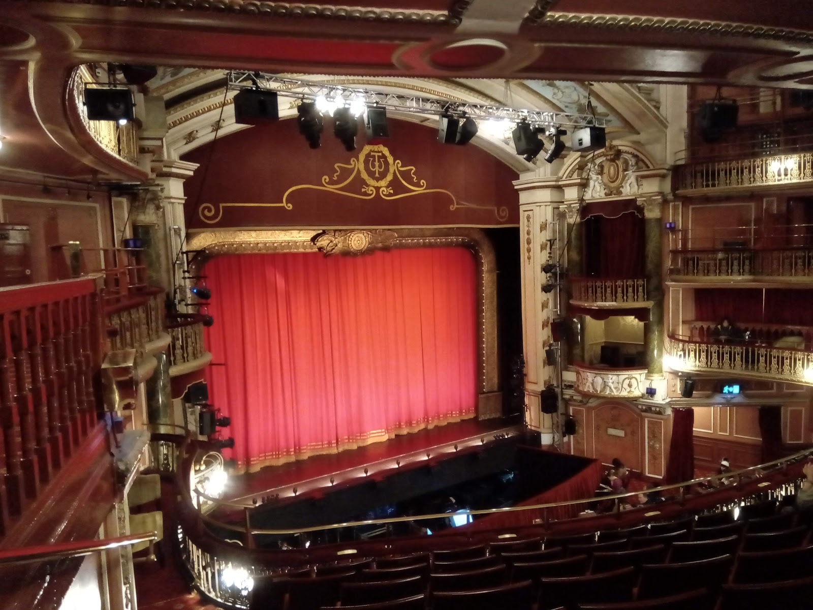 New Wimbledon Theatre — photo 2