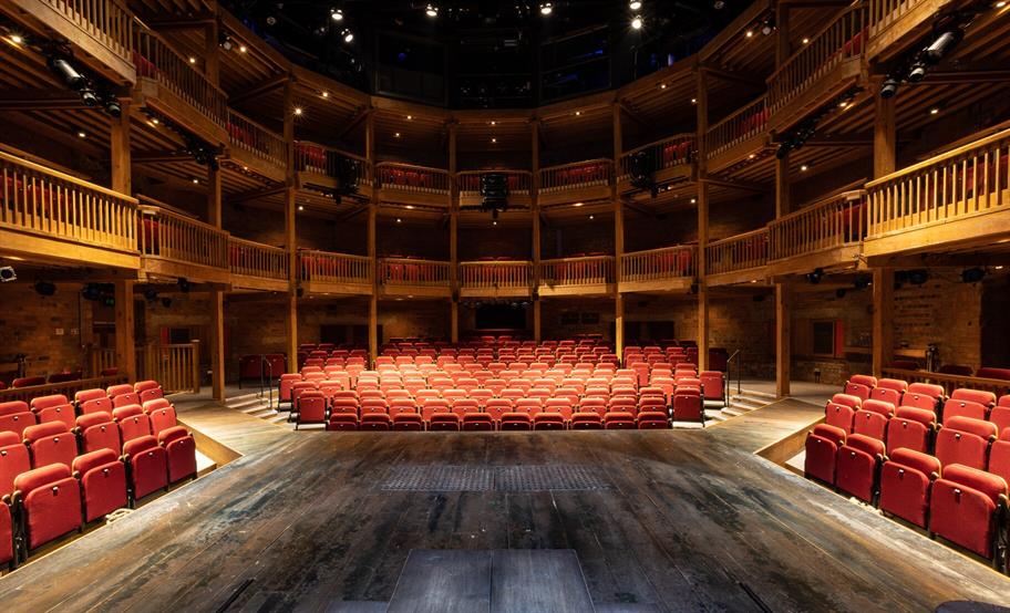 Royal Shakespeare Theatre — photo 1