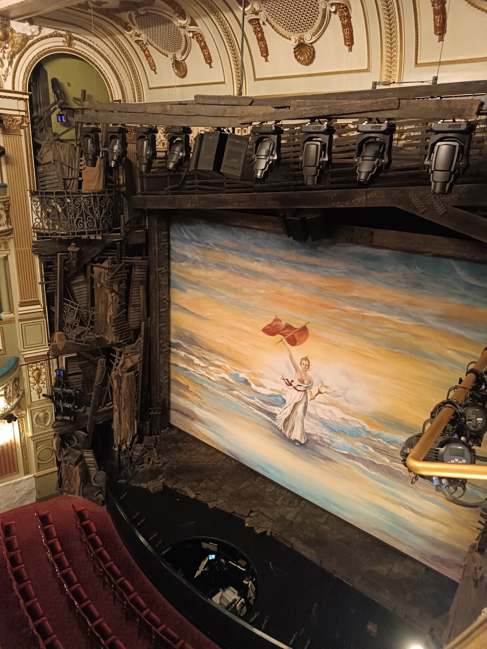 Sondheim Theatre — photo 4