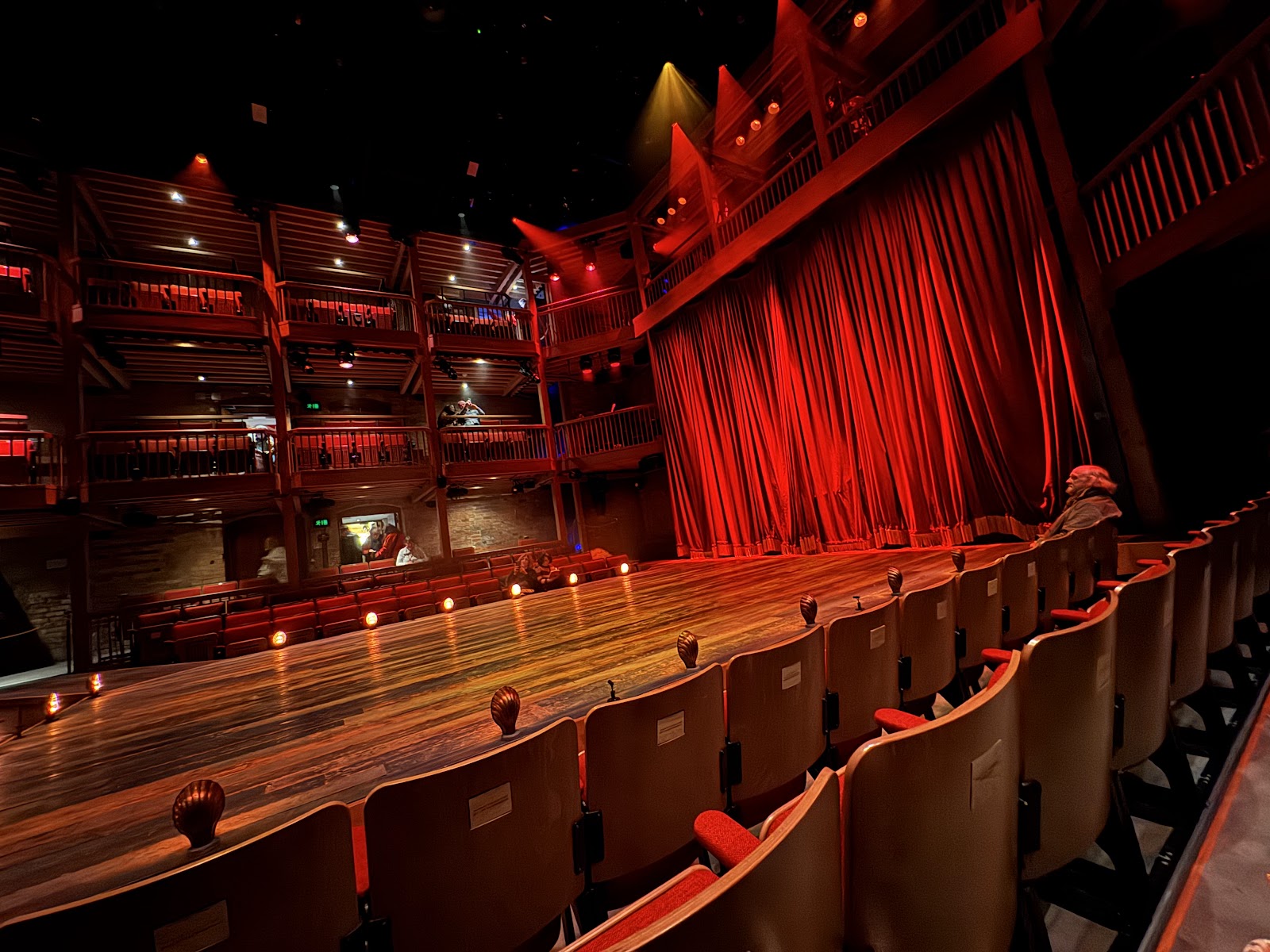 Swan Theatre — photo 1