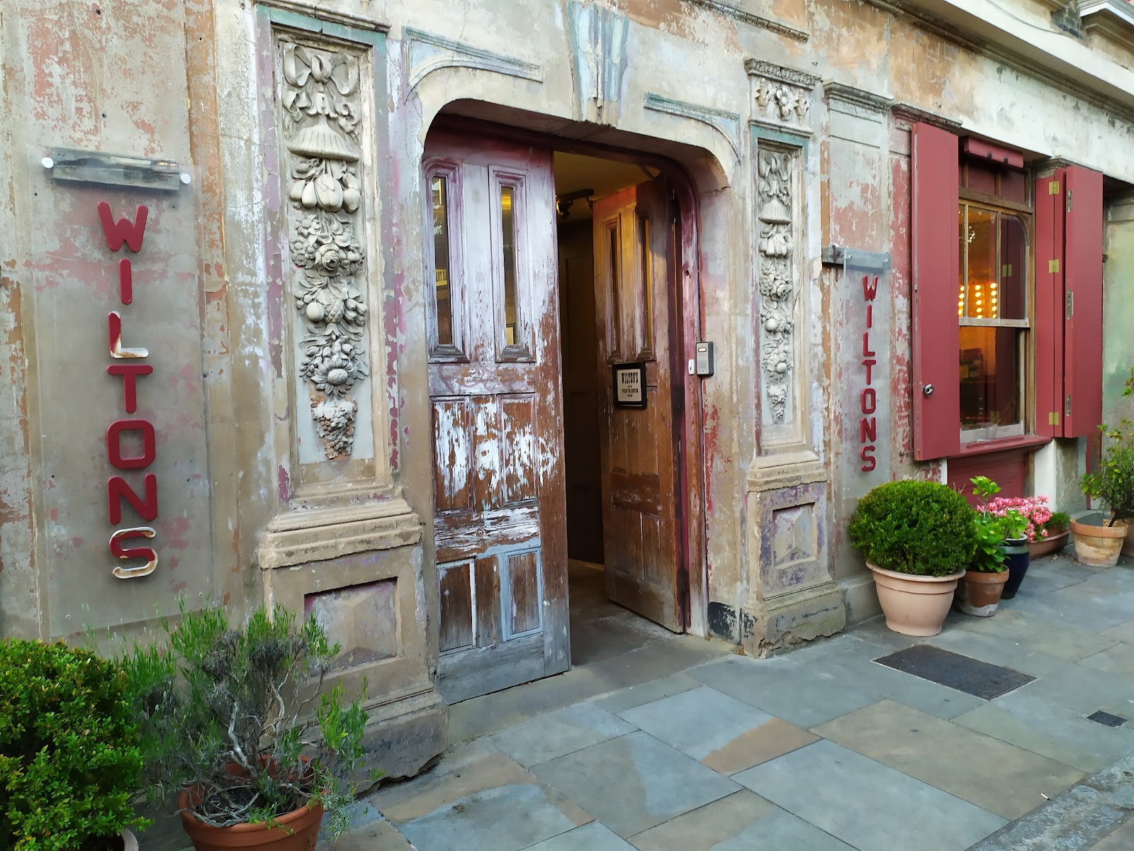 Wilton's Music Hall — photo 2