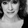 Harriet Thorpe narrates Facing East in Concert at London's Lyric Theatre