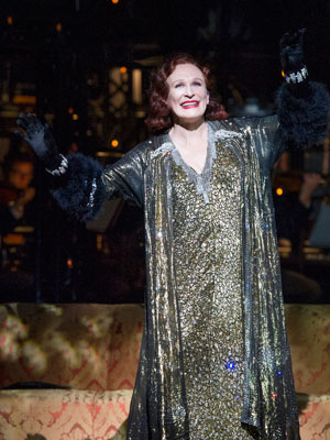 Tickets for Glenn Close in Sunset Boulevard are available through Britishtheatre.com