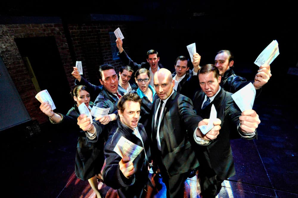 Book tickets for the Blood Brothers UK Tour