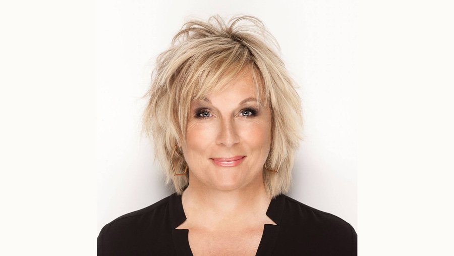 Jennifer Saunders joins the cast of Oscar Wilde's Lady Windemere's Fan at the Vaudeville Theatre